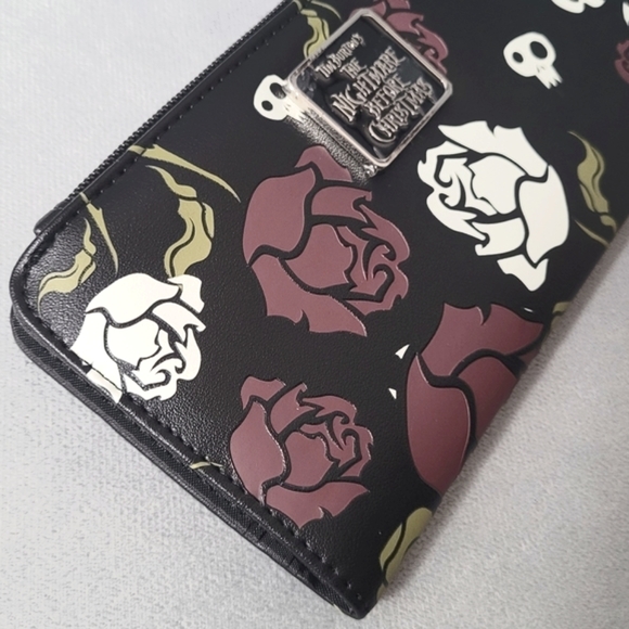 Nightmare Before Christmas Snap Wallet - Picture 10 of 15